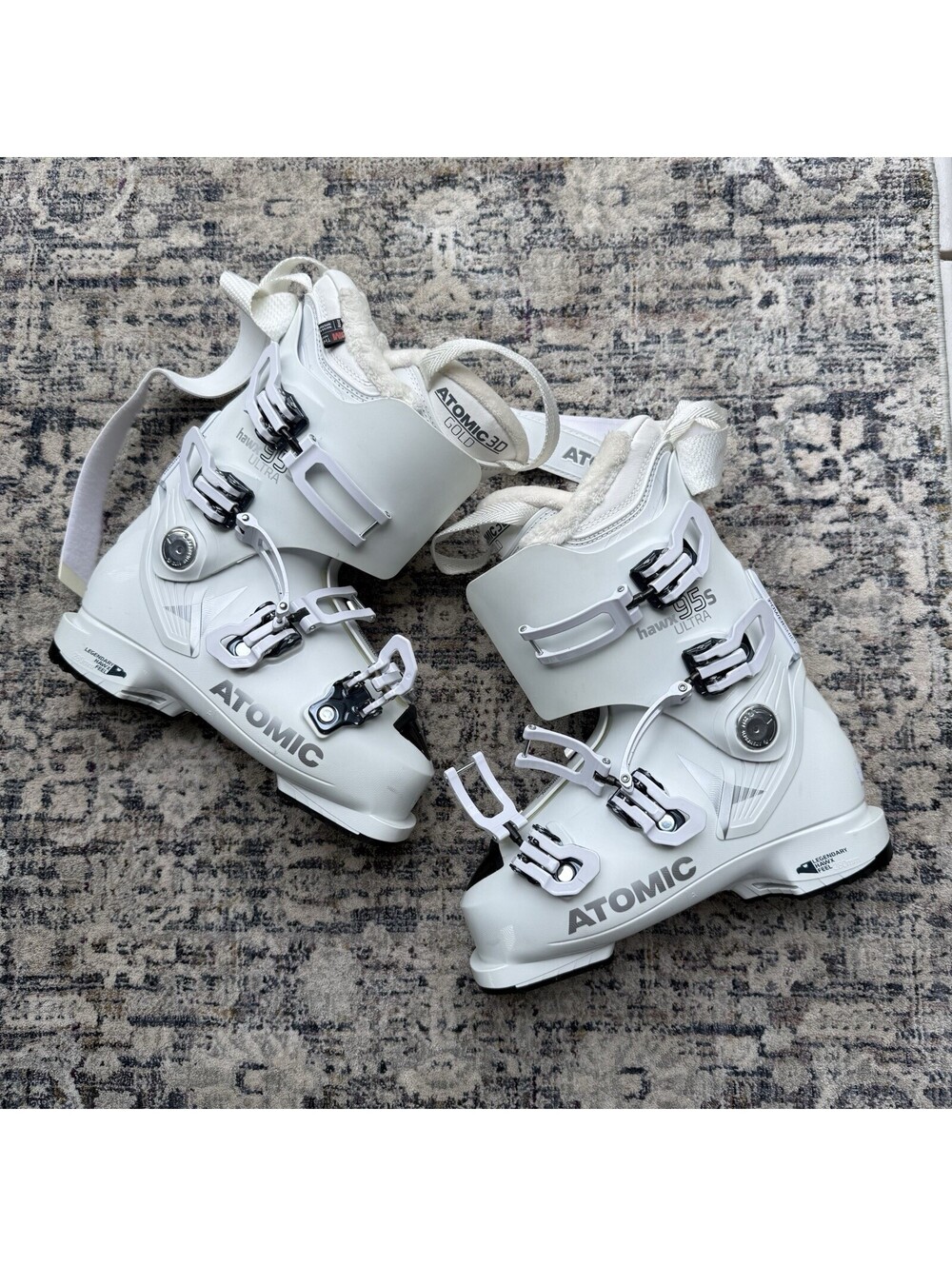 NEW Atomic Hawx Ultra 95 S W Women's Ski Boots 24/24.5 US White
